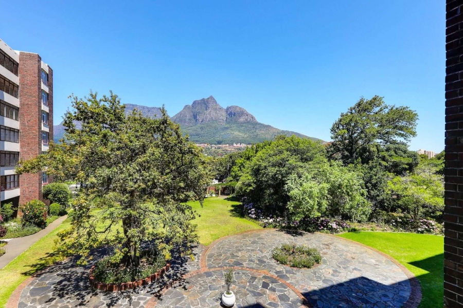 4 Bedroom Property for Sale in Rondebosch Western Cape